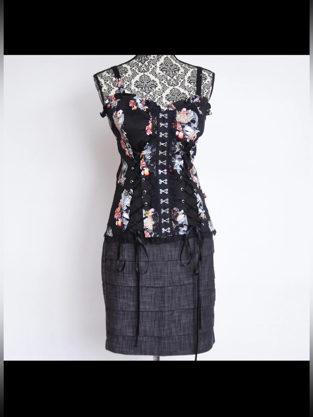 Royal Bones Skull and Koi Fitted Corset Top w/Hook Eye Closure XSmall Retro Y2K